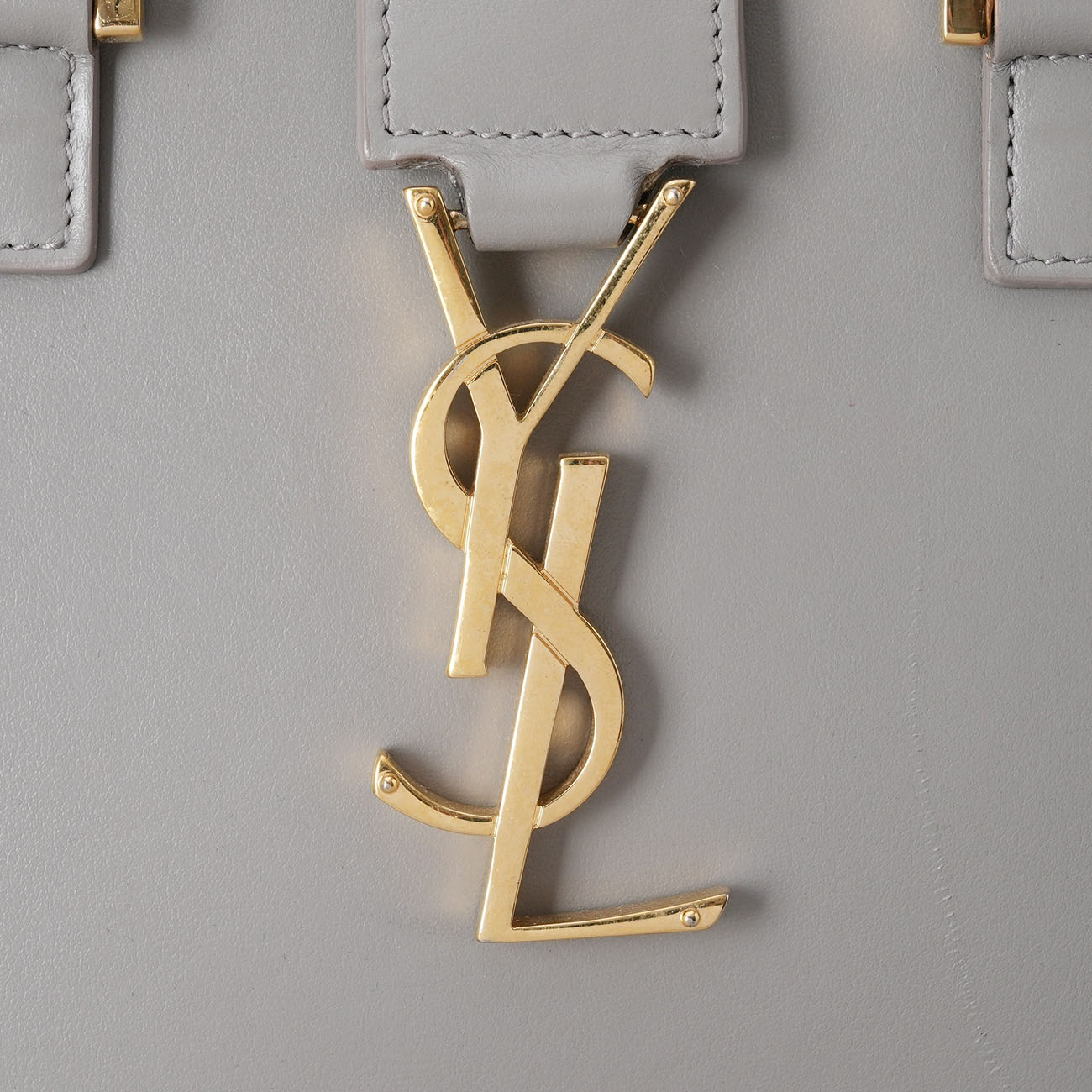 YVES SAINT LAURENT(USED)생로랑 472466 카바스 베이비 토트
